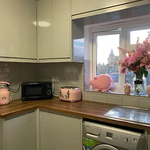 New Free Parking Sleeps 6 Brighton